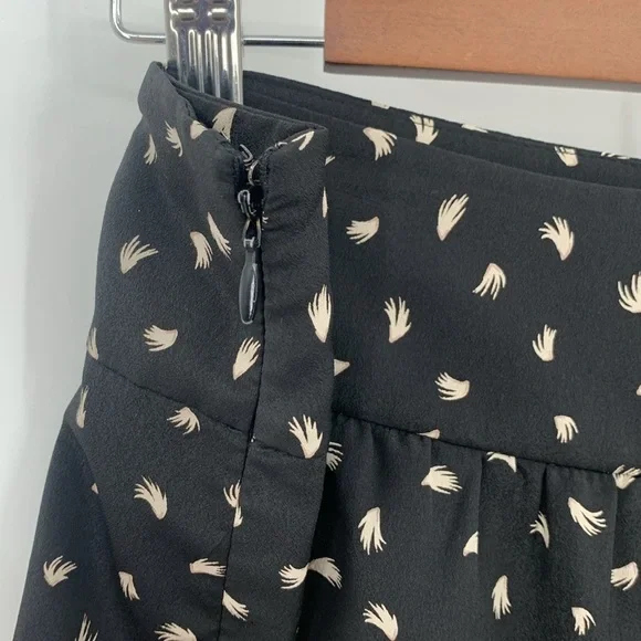 Loft Skirt Women’s Size 8 Petite - Picture 4 of 5